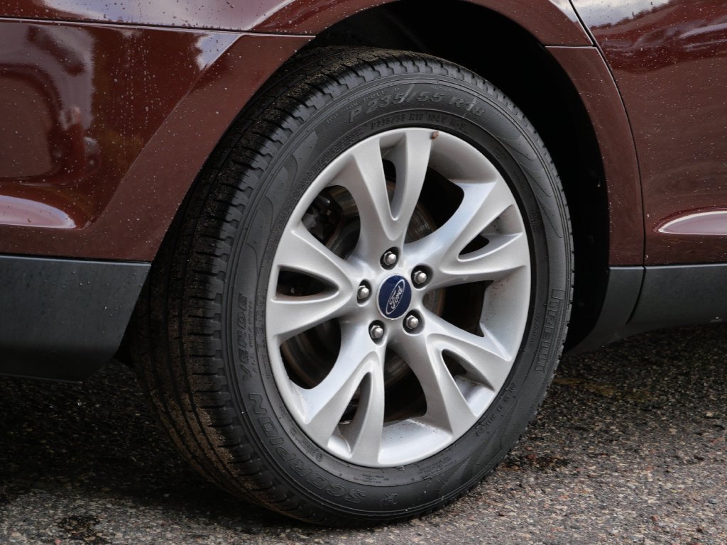 Used 2010 Ford Taurus SEL AWD/4WD image 7