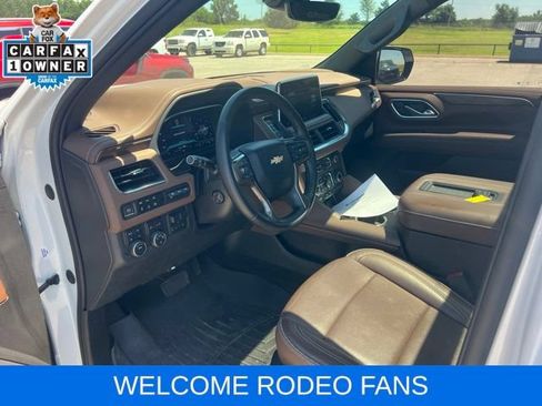 Used 2023 Chevrolet Suburban High Country w/ Premium Package AWD/4WD image 14