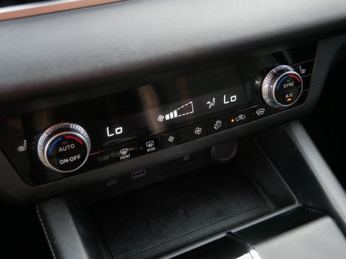 Used 2022 Mitsubishi Outlander SE AWD/4WD image 30