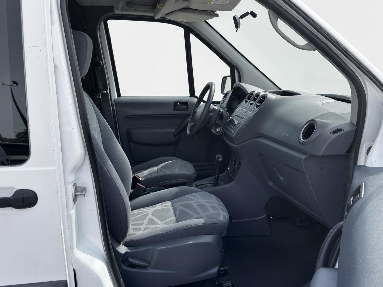 Used 2013 Ford Transit Connect XLT FWD image 15