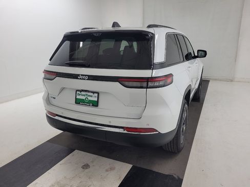 Used 2022 Jeep Grand Cherokee Limited 4xe w/ Luxury Tech Group II AWD/4WD image 7
