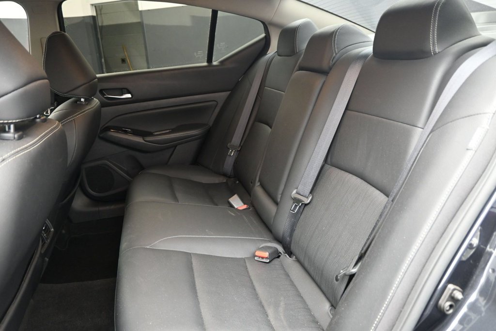 Used 2020 Nissan Altima 2.5 SL FWD image 14