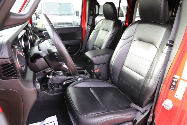 Used 2021 Jeep Wrangler Unlimited Sahara AWD/4WD image 14