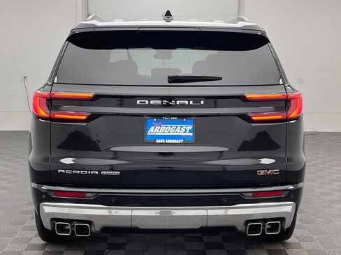 Used 2025 GMC Acadia Denali w/ LPO, All-Weather Package AWD/4WD image 10