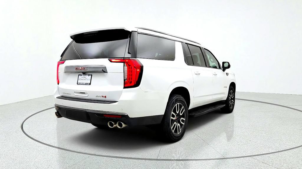 Used 2023 GMC Yukon XL AT4 AWD/4WD image 5