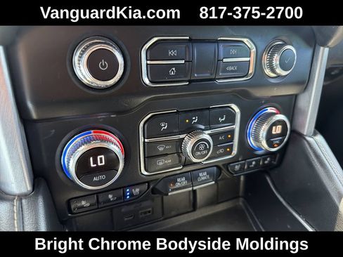 Used 2021 GMC Yukon XL SLT w/ SLT Premium Package AWD/4WD image 20