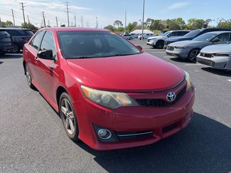 Used 2014 Toyota Camry SE video 1
