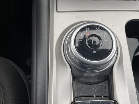 Used 2022 Ford Explorer XLT w/ Class IV Trailer Tow Package image 22