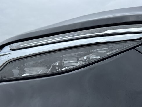 Used 2022 Chevrolet Equinox LT image 6