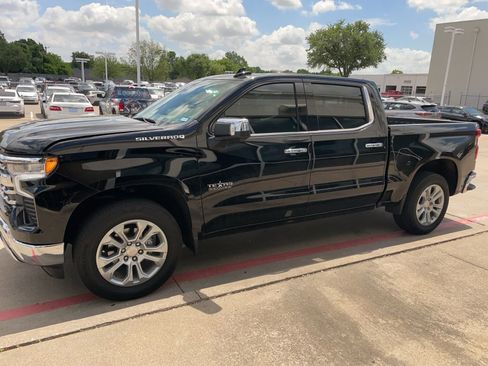 Used 2025 Chevrolet Silverado 1500 LTZ w/ LTZ Premium Texas Edition image 3