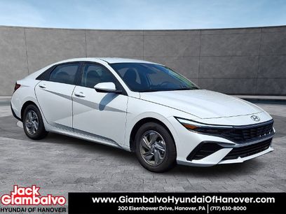 Certified 2025 Hyundai Elantra SE w/ Cargo Package