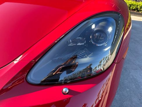 Certified 2025 Porsche 718 Cayman image 13