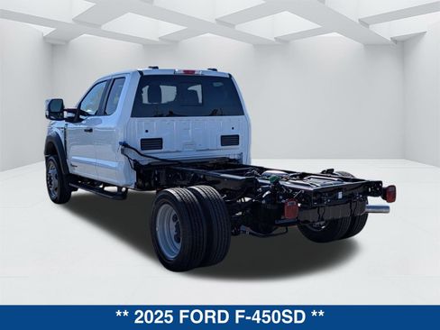 New 2025 Ford F450 XL w/ XL Chrome Package image 7
