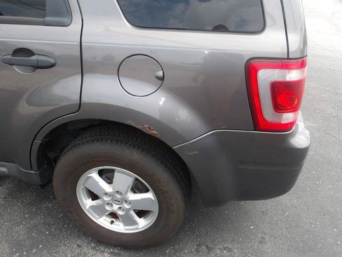 Used 2012 Ford Escape XLT FWD image 9