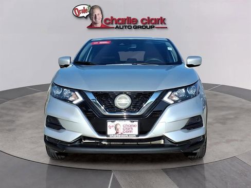 Used 2020 Nissan Rogue Sport S image 8