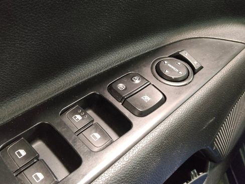 Used 2019 Kia Rio S image 27