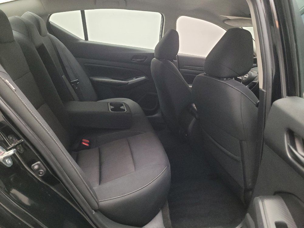 Used 2025 Nissan Altima 2.5 SV FWD image 21
