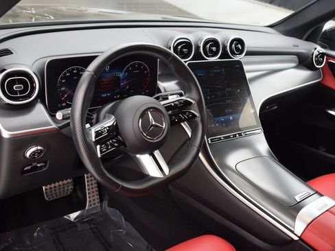 Certified 2024 Mercedes-Benz GLC 300 image 20