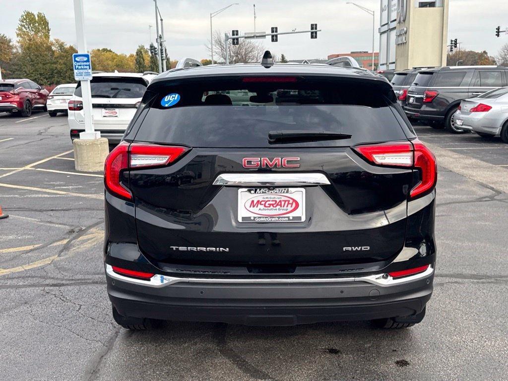 Used 2023 GMC Terrain SLT AWD/4WD image 10