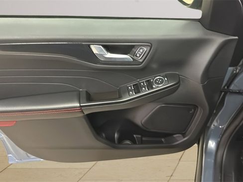 Used 2025 Ford Escape ST-Line image 41