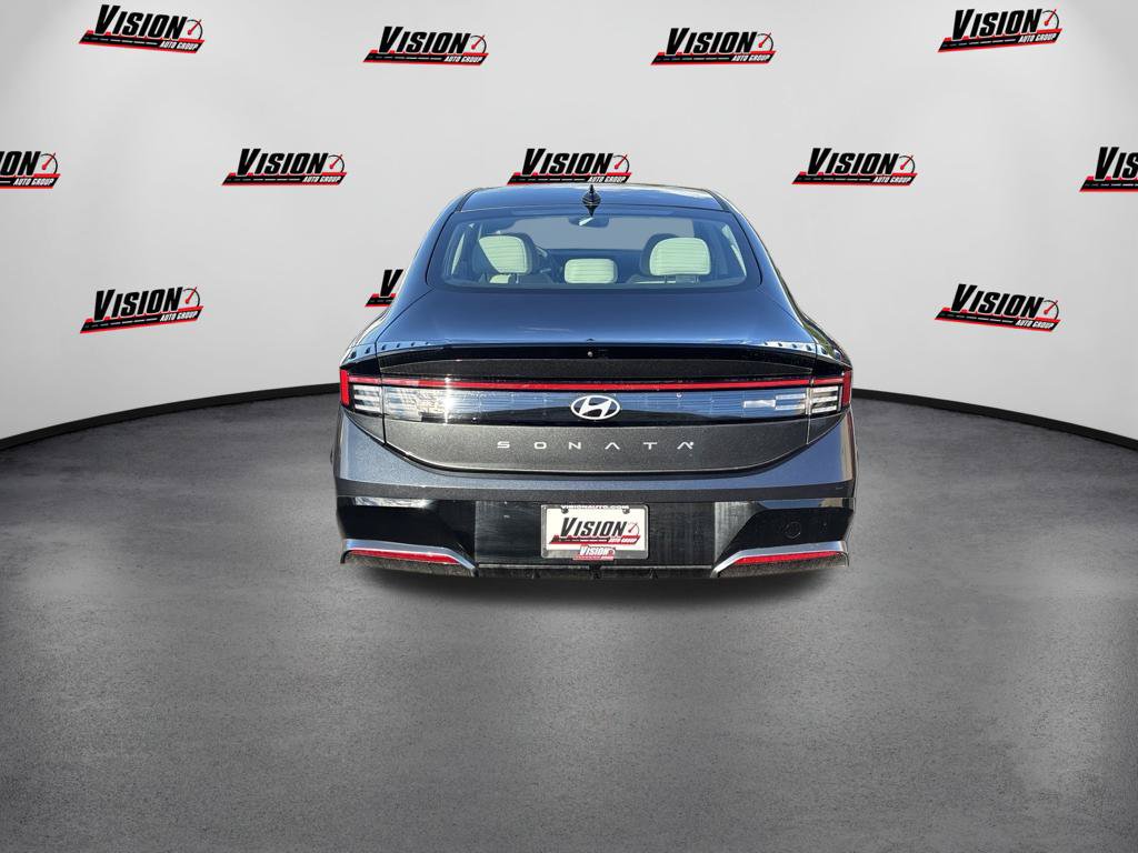 New 2026 Hyundai Sonata SEL FWD image 4