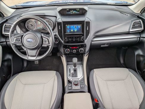 Used 2023 Subaru Forester Premium AWD/4WD image 32