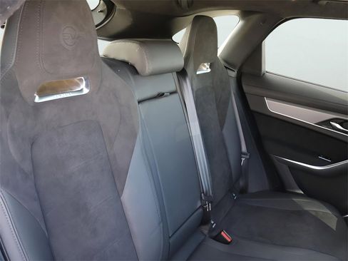 Used 2022 Jaguar F-PACE SVR image 14