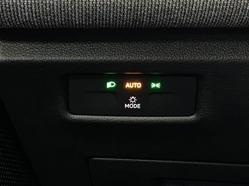 New 2025 Volkswagen Tiguan S image 13