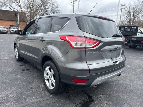 Used 2014 Ford Escape SE image 9