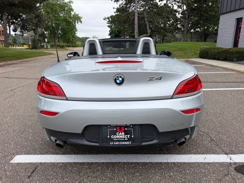 Used 2014 BMW Z4 sDrive35i RWD image 13