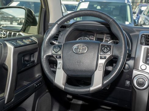 Used 2024 Toyota 4Runner Limited AWD/4WD image 21