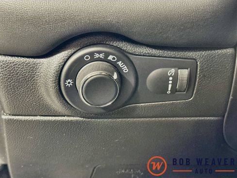 Used 2025 Dodge Durango R/T AWD/4WD image 12
