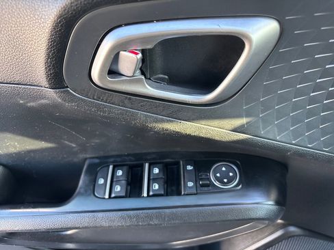 Used 2021 Kia Soul EX image 15