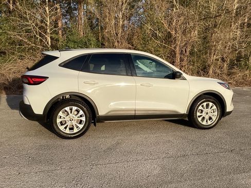 New 2025 Ford Escape Active image 4