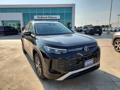 New 2025 Volkswagen Tiguan S