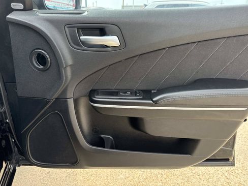Used 2023 Dodge Charger SXT RWD image 13