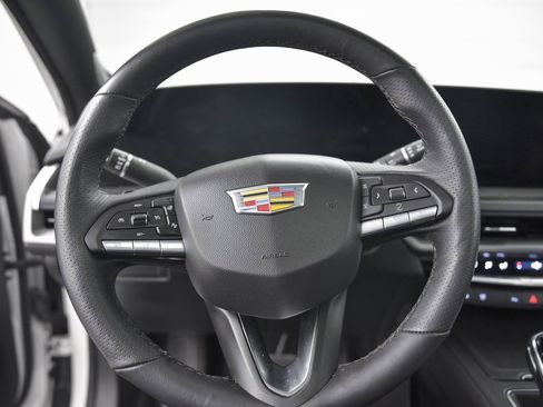 Used 2024 Cadillac XT4 Sport image 17