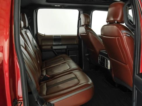 Used 2018 Ford F150 Platinum w/ Equipment Group 701A Luxury AWD/4WD image 29