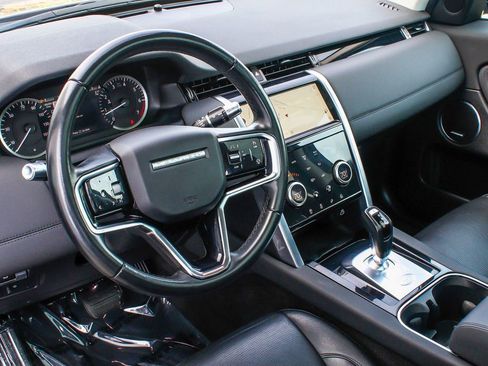 Used 2021 Land Rover Discovery Sport S image 15
