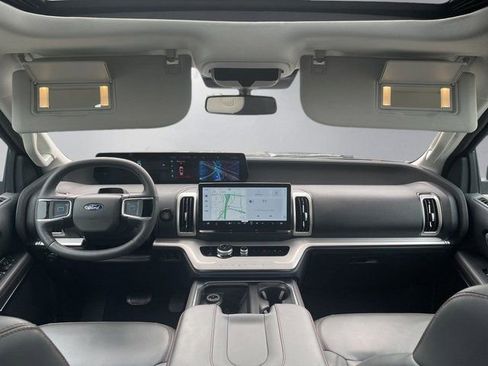 Certified 2025 Ford Expedition Max Active AWD/4WD image 3