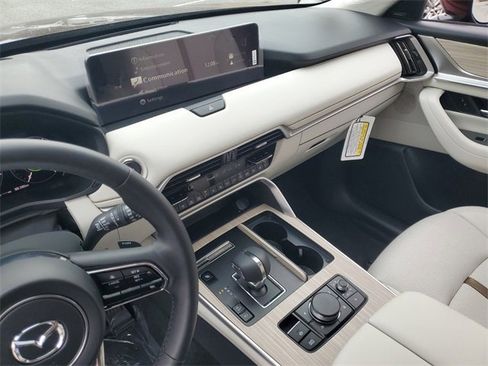 Certified 2024 MAZDA CX-90 Plug-In Hybrid w/ Premium Plus image 28