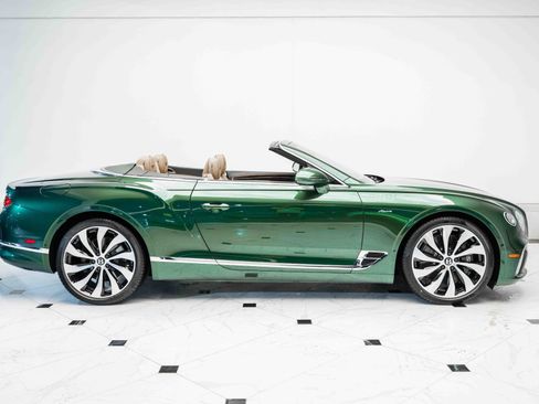 Used 2024 Bentley Continental GT V8 image 9