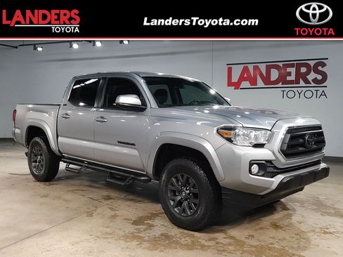 Used 2020 Toyota Tacoma SR5 image 1