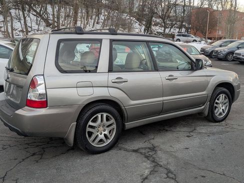 Used 2006 Subaru Forester 2.5X L.L. Bean image 9