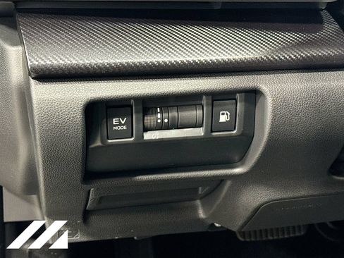 New 2026 Subaru Crosstrek 2.5i Limited AWD/4WD image 9