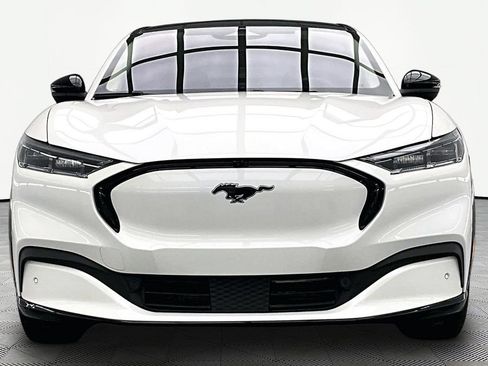 Certified 2023 Ford Mustang Mach-E Premium AWD/4WD image 3