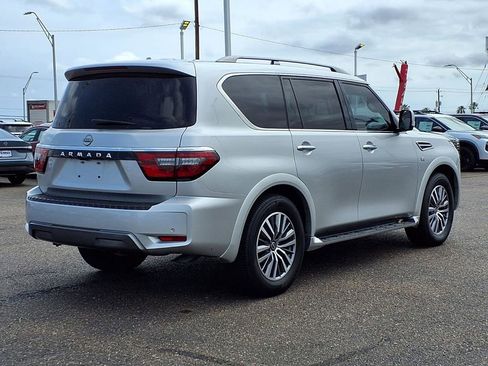 Used 2022 Nissan Armada SV w/ SV Appearance Package RWD image 8