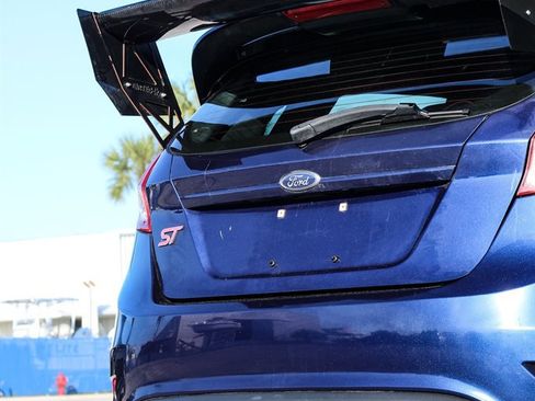 Used 2016 Ford Fiesta ST image 4