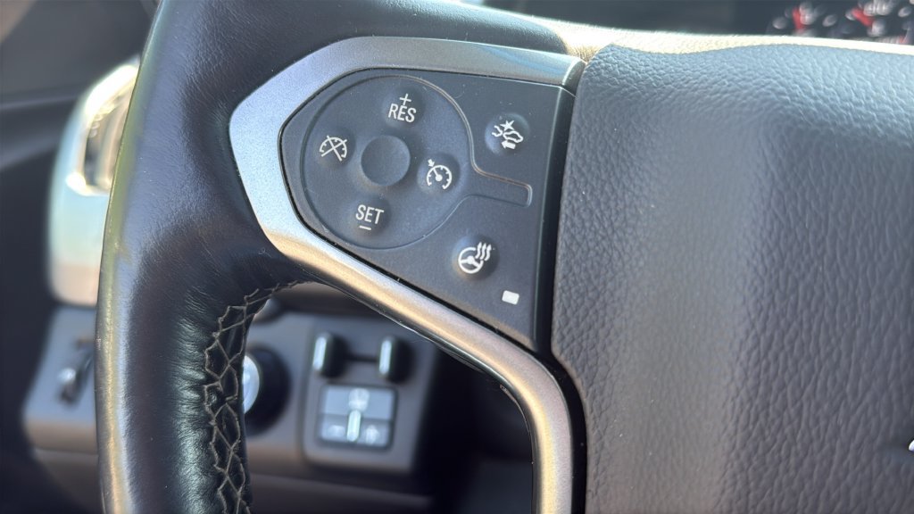 Used 2016 Chevrolet Tahoe LTZ AWD/4WD image 24
