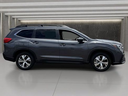Used 2024 Subaru Ascent Premium w/ Convenience Package AWD/4WD image 7